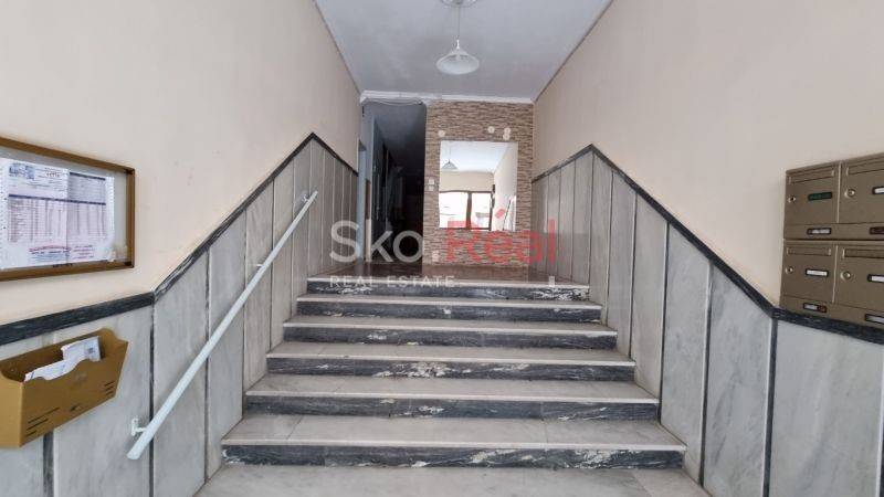 Είσοδος οικοδομής