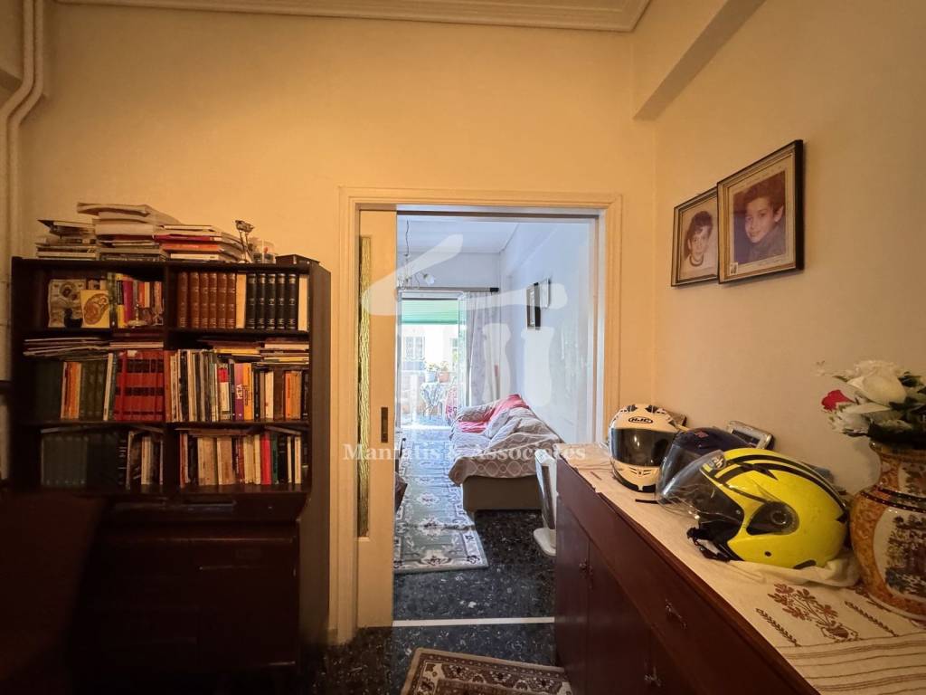 Εσωτερικοι χώροι