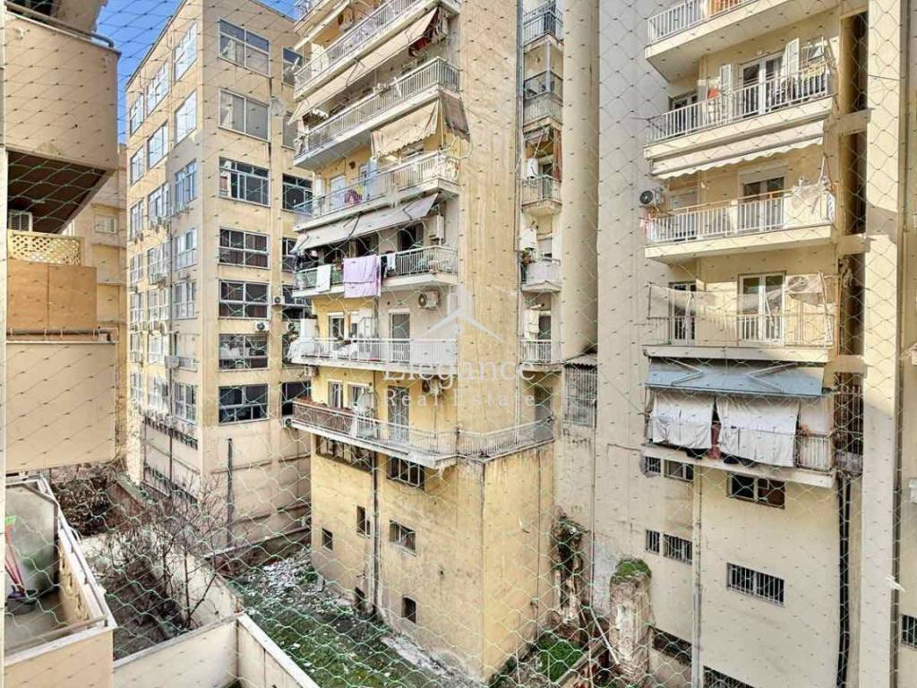 Θέα από μπαλκόνι