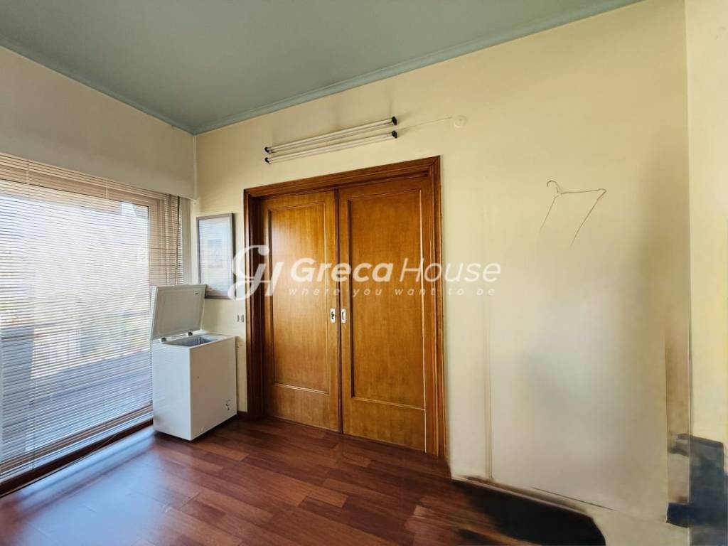 Διαμέρισμα Πλατεία Μαβίλη προς πώληση