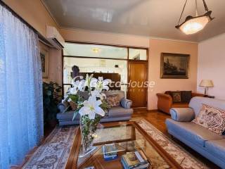 Διαμέρισμα Πλατεία Μαβίλη προς πώληση