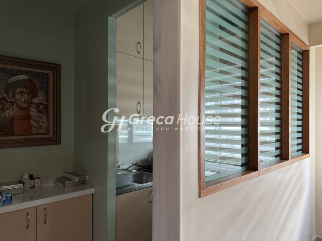 Διαμέρισμα Πλατεία Μαβίλη προς πώληση