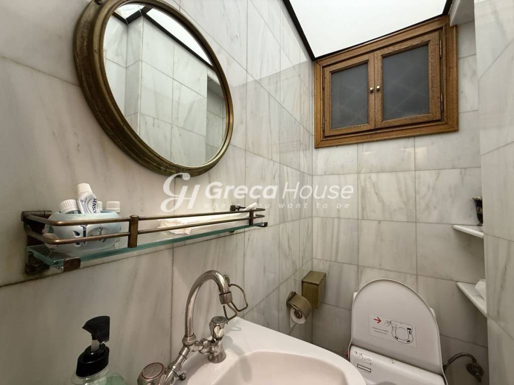 Διαμέρισμα Πλατεία Μαβίλη προς πώληση