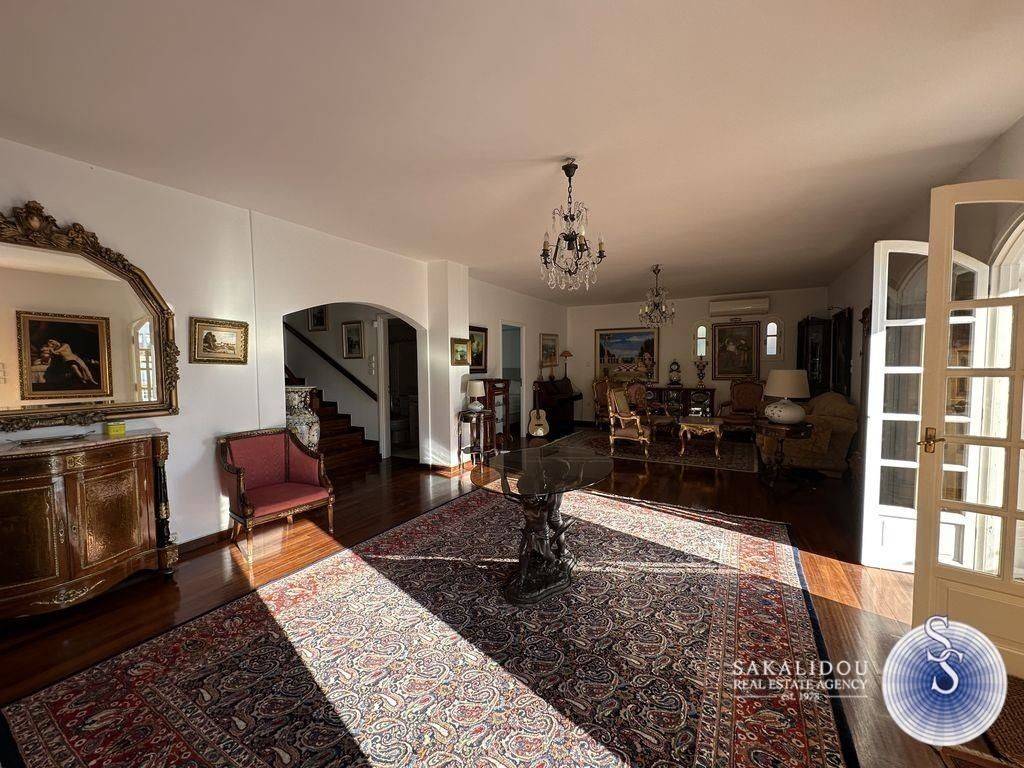 Εσωτερικοι χώροι