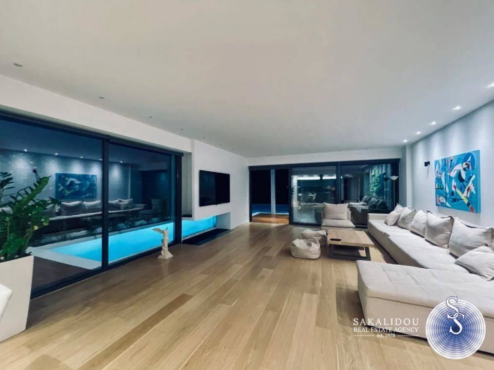 Εσωτερικοι χώροι