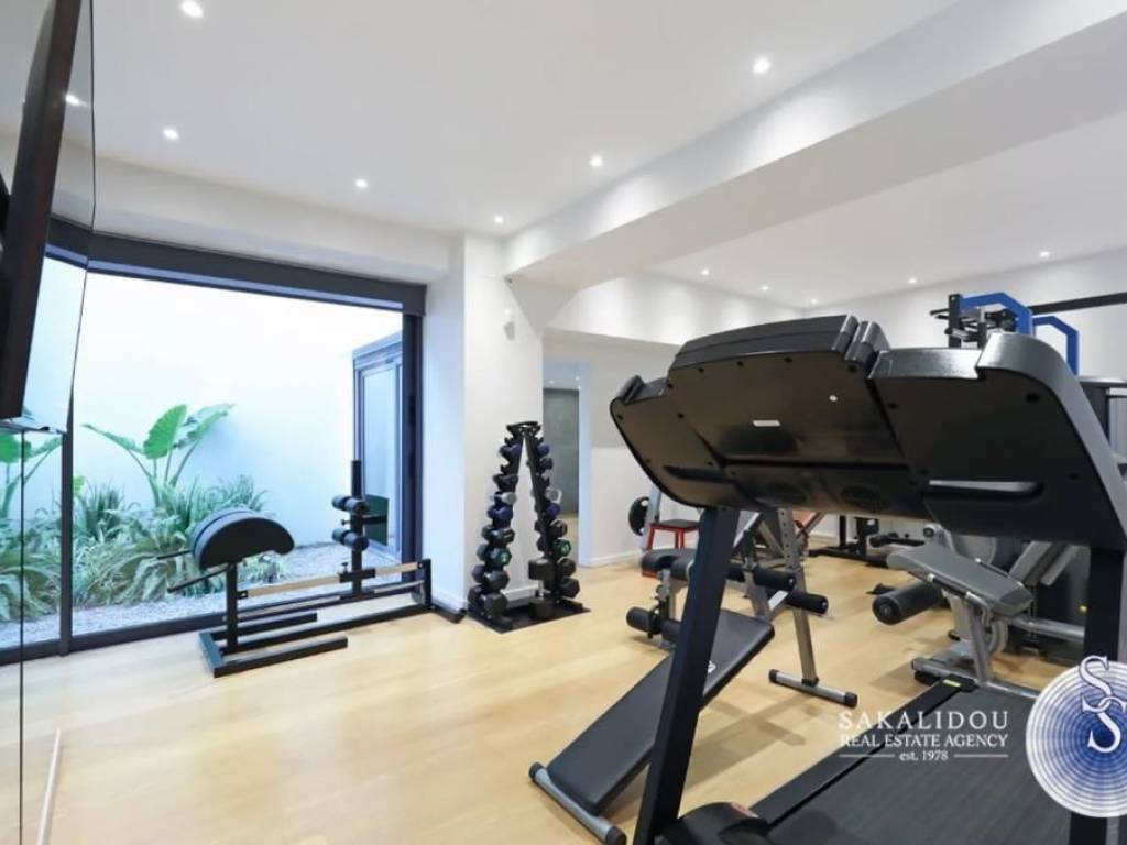 Εσωτερικοι χώροι