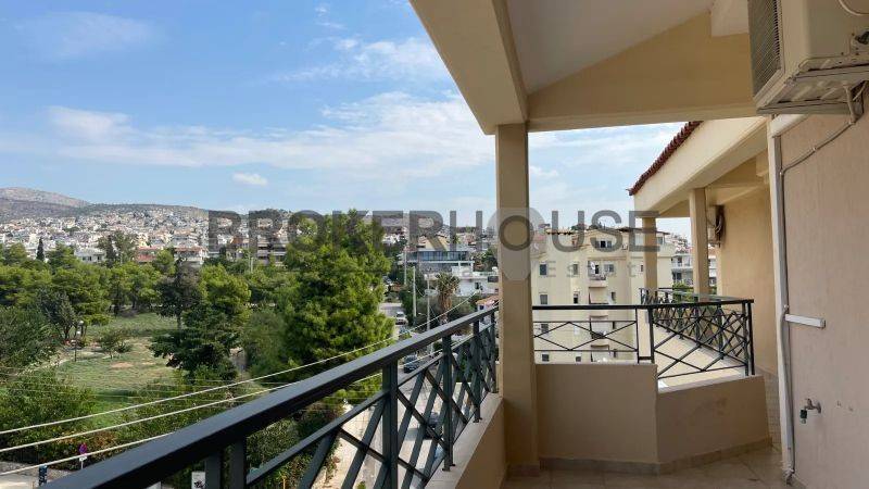 Θέα από μπαλκόνι