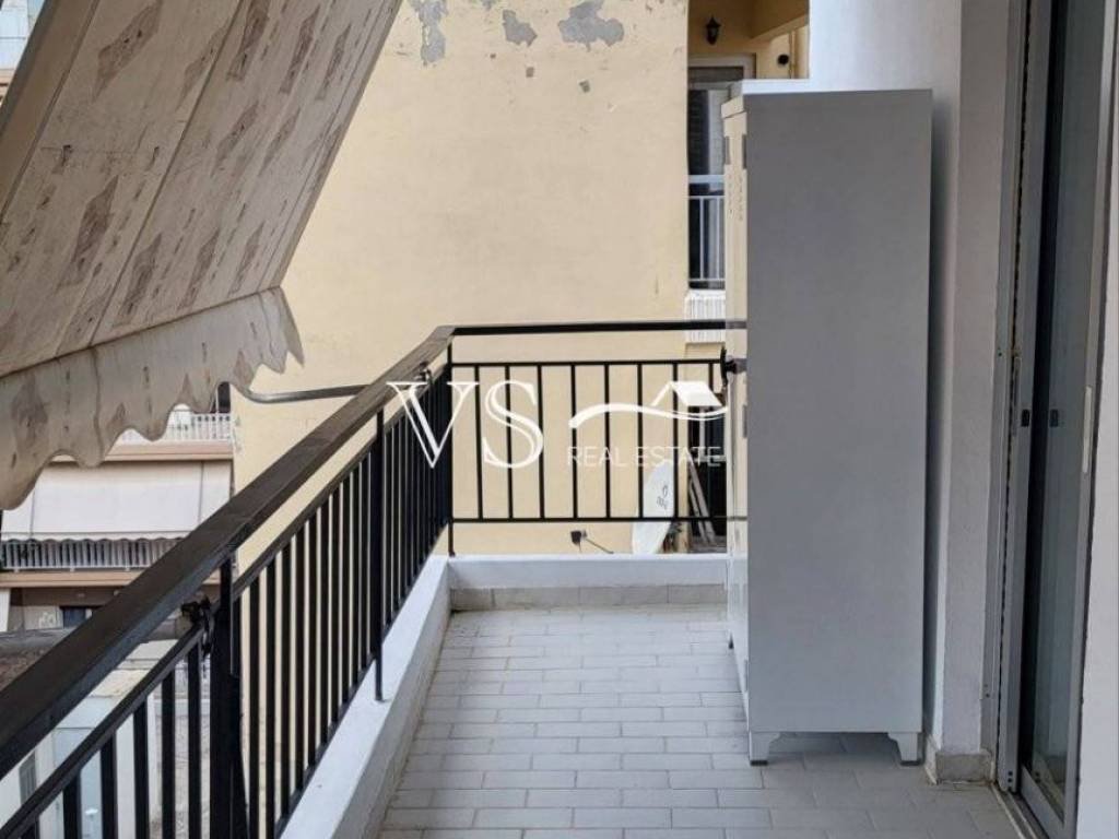 Θέα απο μπαλκόνι