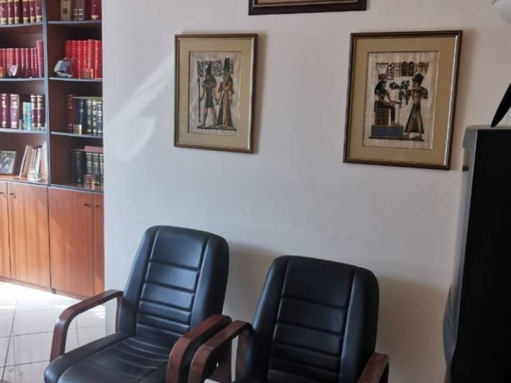 Systegazomeno epiplomeno grapheio