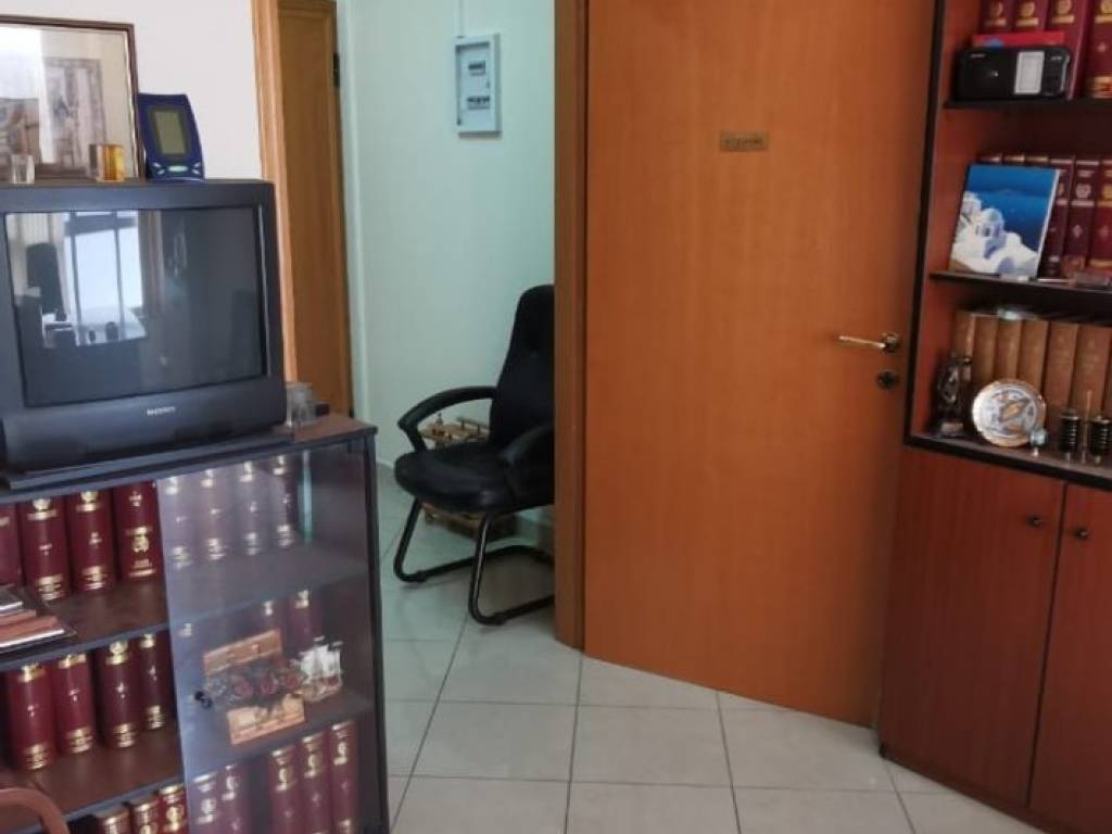 Systegazomeno epiplomeno grapheio