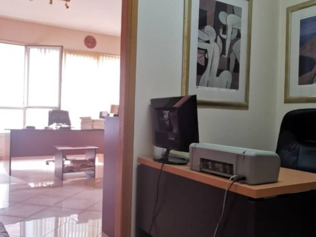 Systegazomeno epiplomeno grapheio