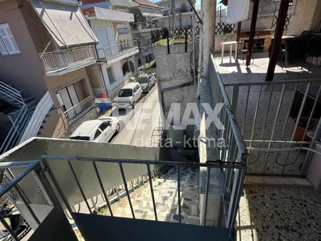 Θέα από μπαλκόνι