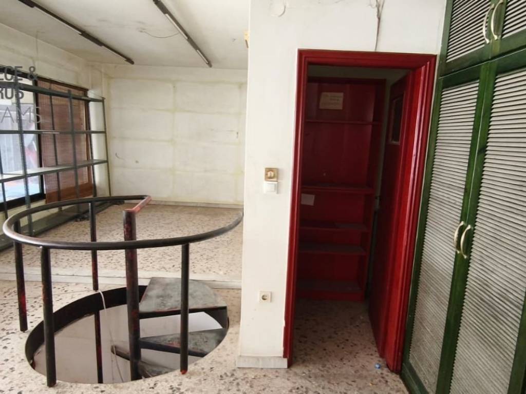 Εσωτερικοι χώροι