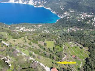 Aerial view and location