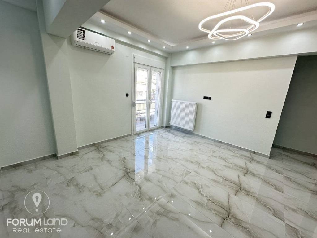 Forumland Real Estate, Σαλοκουζίνα