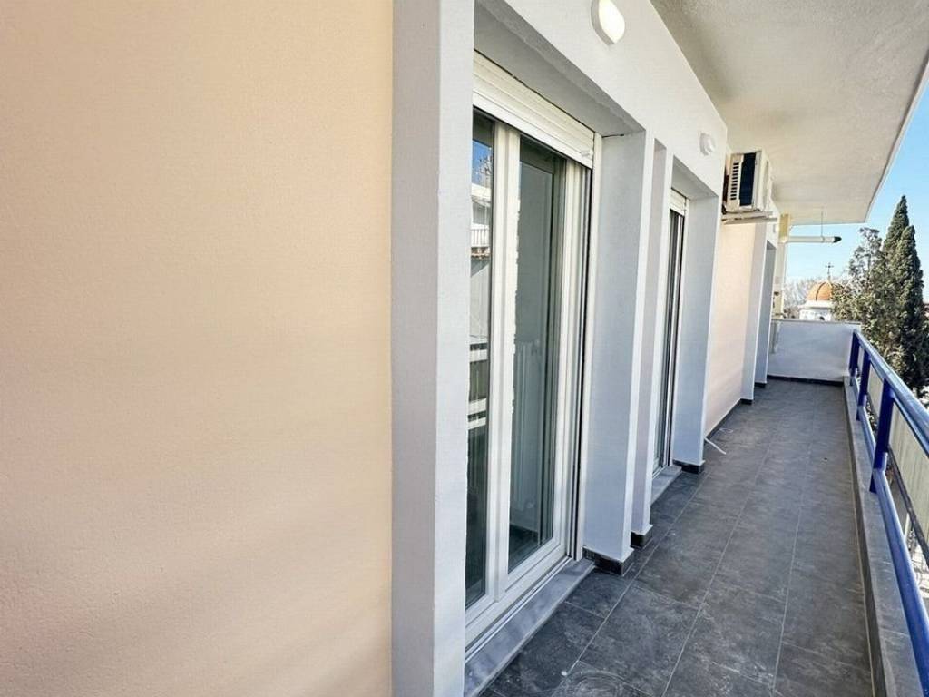 Forumland Real Estate, Βεράντες