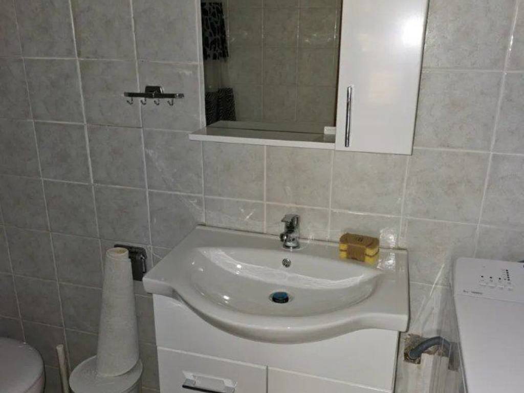 Forumland Real Estate, Μπάνιο