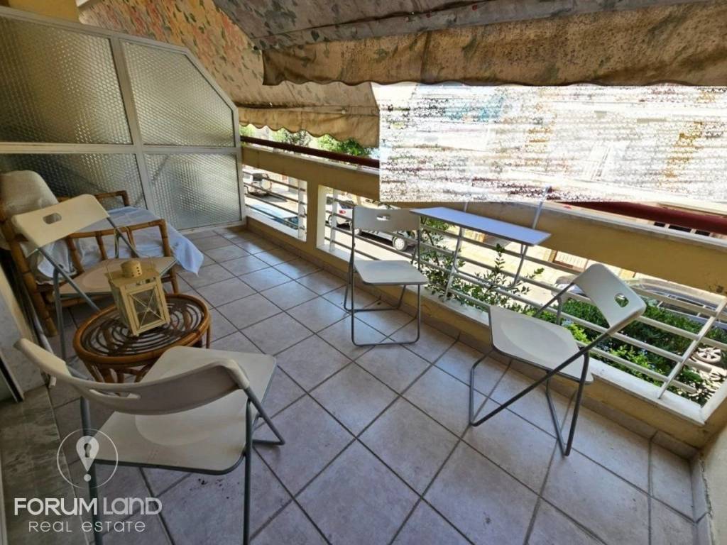 Forumland Real Estate, Βεράντες