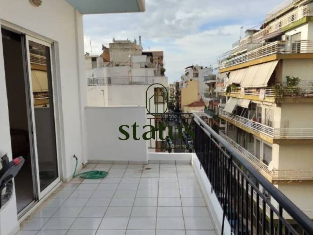 Θέα απο μπαλκόνι