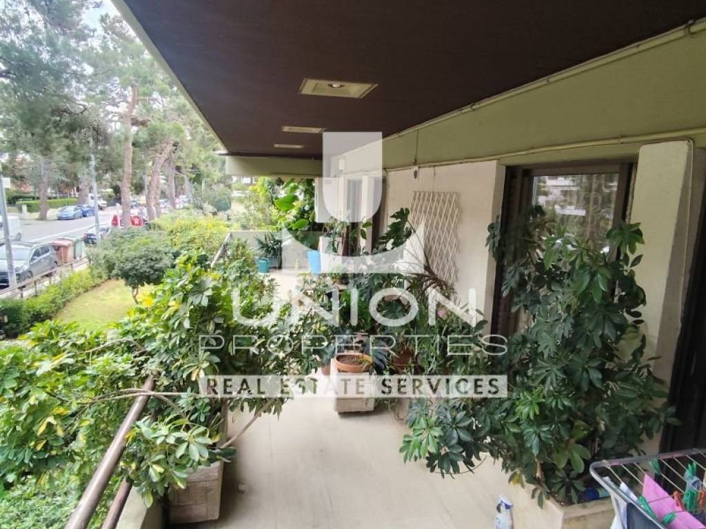 Θέα από μπαλκόνι