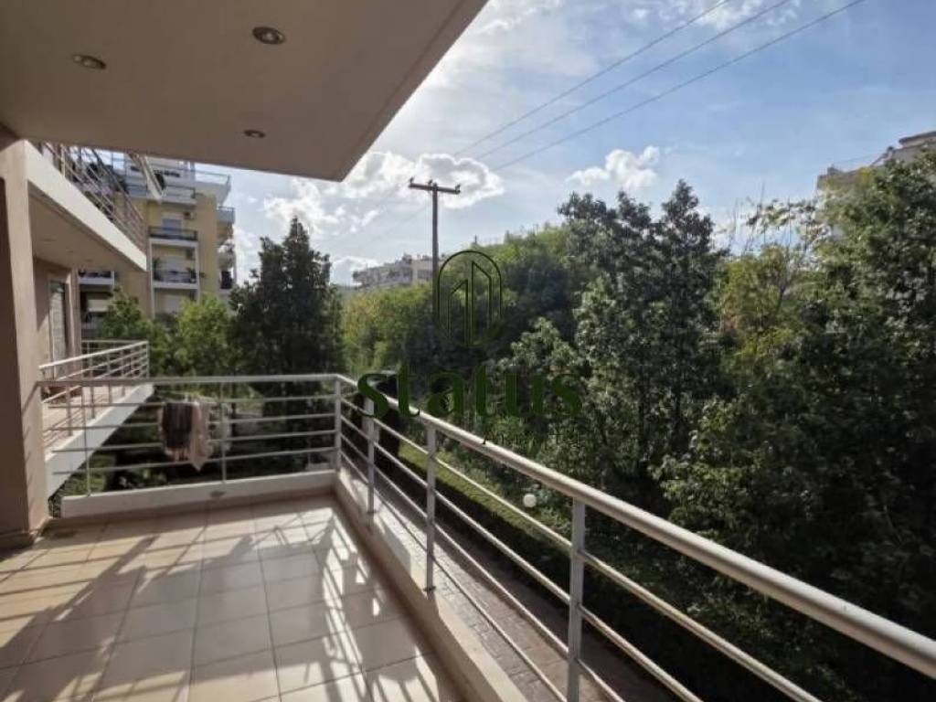 Θέα απο μπαλκόνι