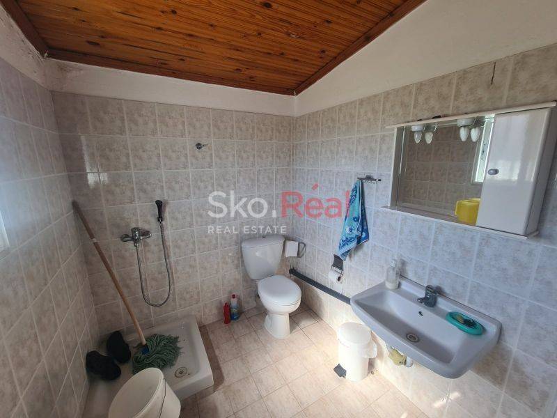 Νέα Ποτίδαια - Κτίσμα σε ένα στρέμμα - Τιμή 105.000