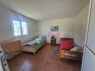 Νέα Ποτίδαια - Κτίσμα σε ένα στρέμμα - Τιμή 105.000