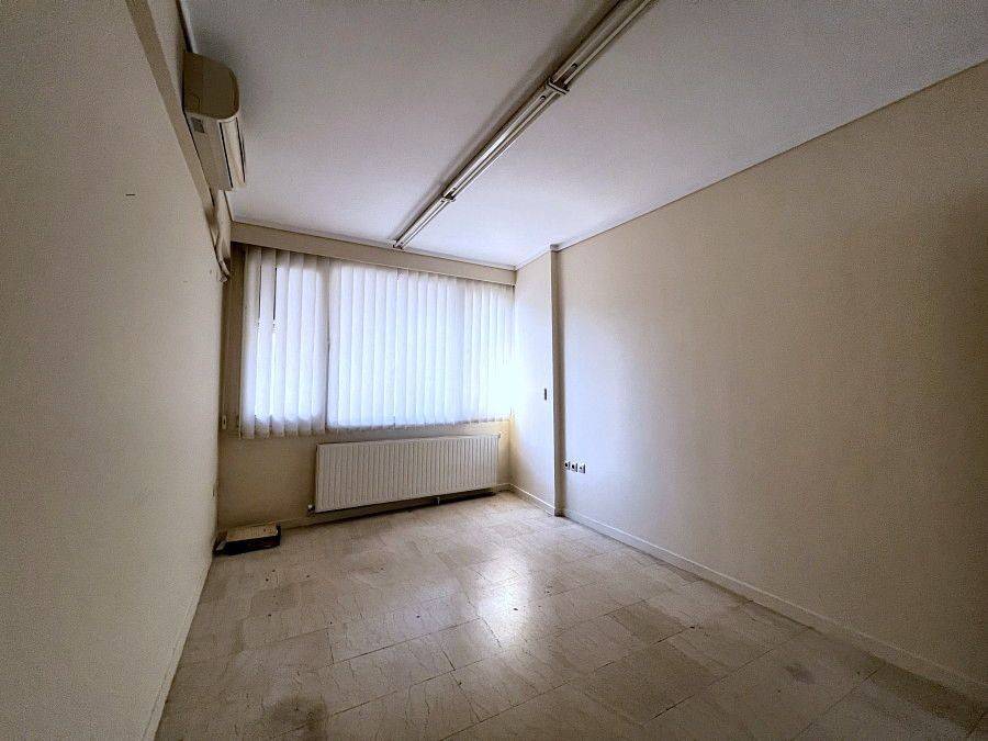 Χώρος γραφείου 1.