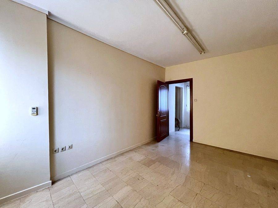 Χώρος γραφείου 1.