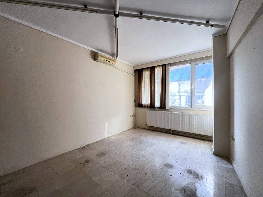 Χώρος γραφείου 2.