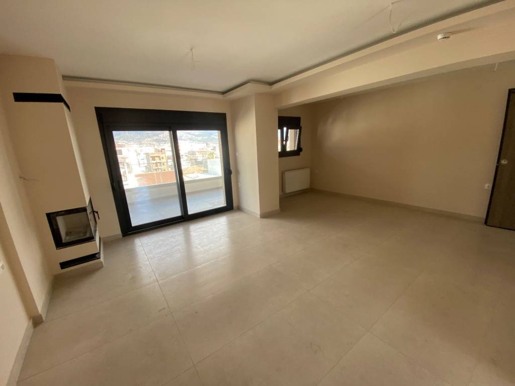 Saloni me energeiako tzaki