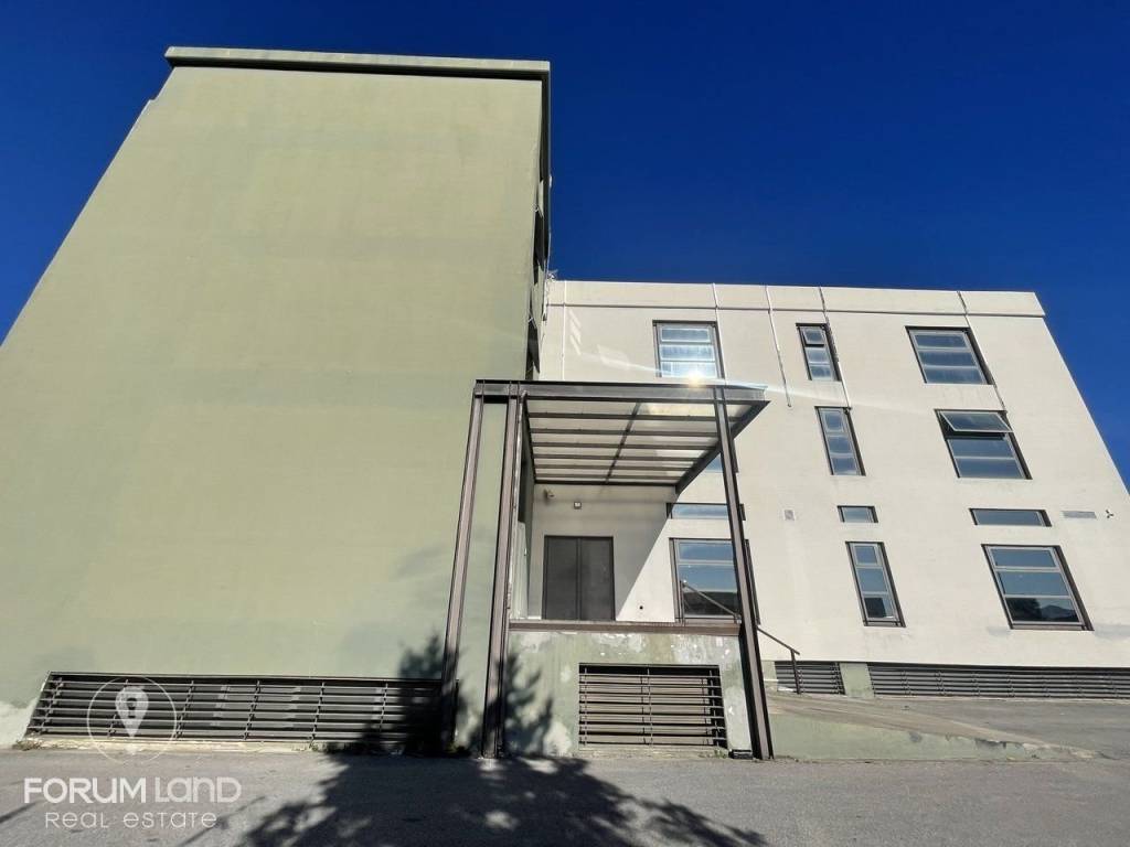 Forumland Real Estate, Εξωτερική Όψη