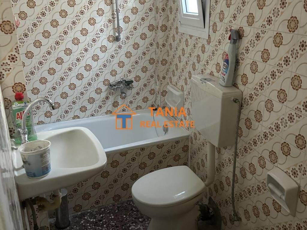 Ισόγειο
Μπάνιο