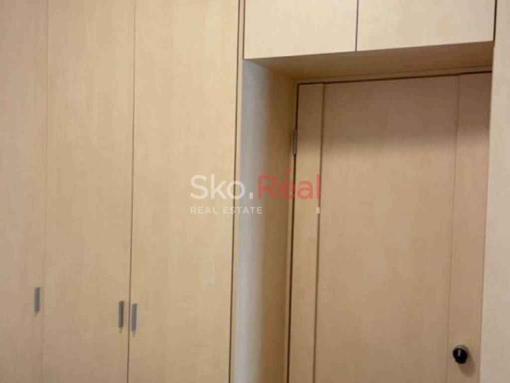 Εντοιχιζόμενες ντουλάπες