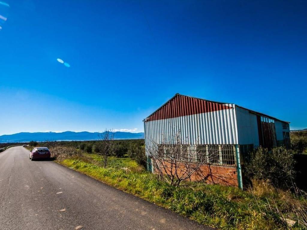 Βιοτεχνικός Χώρος | 240τ.μ. | 51000 €