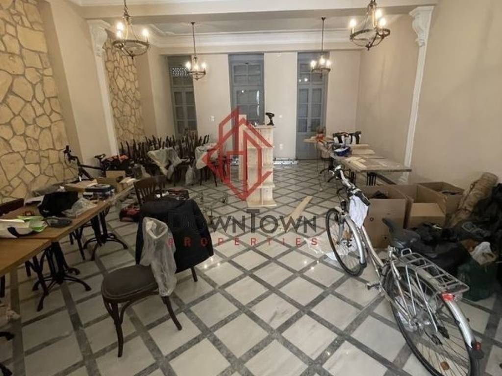 Εσωτερικοι χώροι