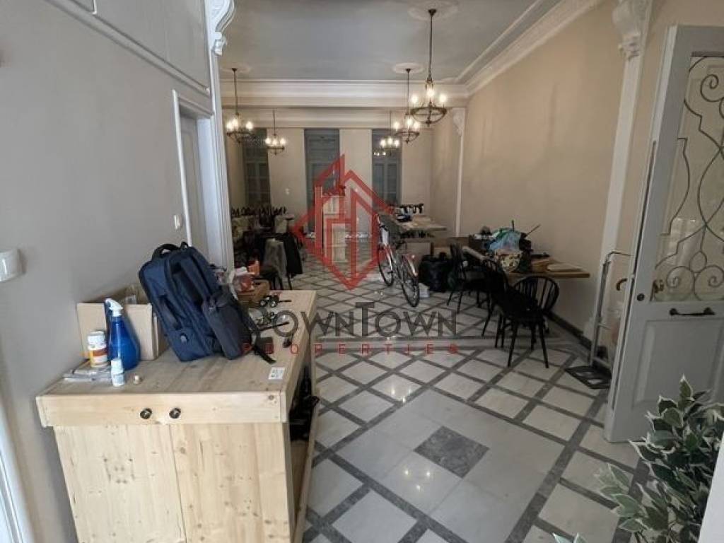 Εσωτερικοι χώροι