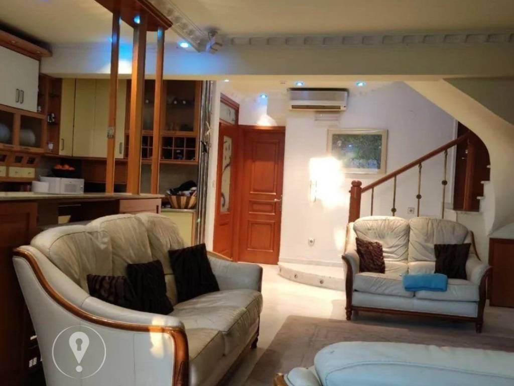 Forumland Real Estate, Καθιστικό