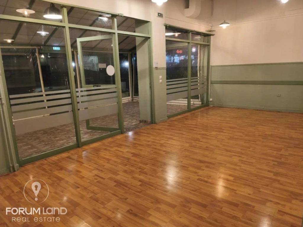 Forumland Real Estate, Ισόγειο κατάστημα