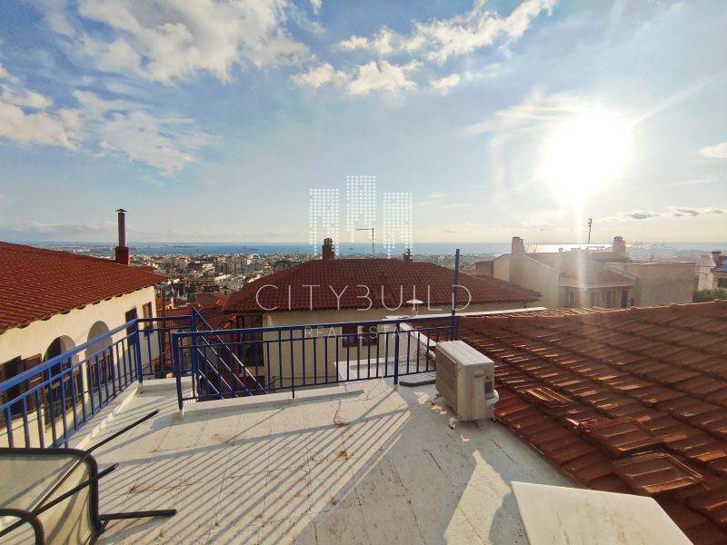 Θέα από μπαλκόνι