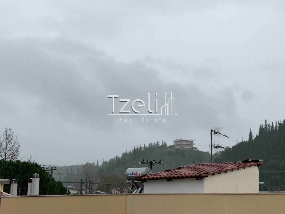 Θέα απο μπαλκόνι