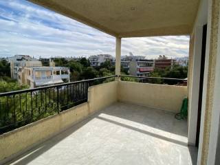 Luxurious 5th floor apartment