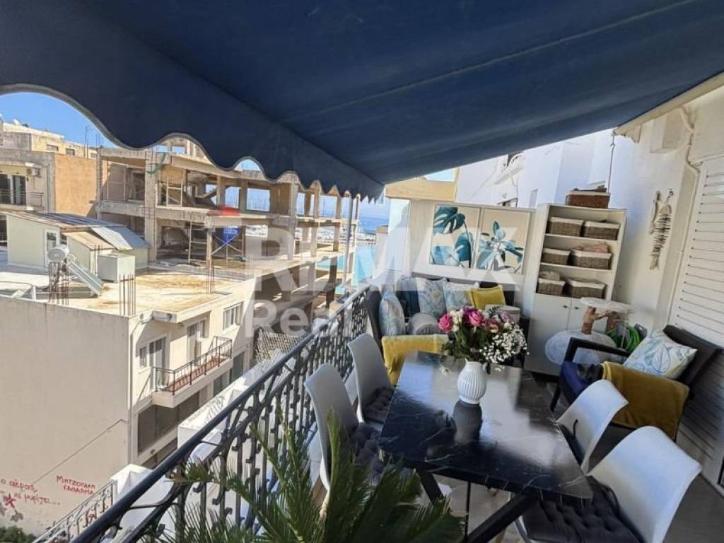 Θέα από μπαλκόνι