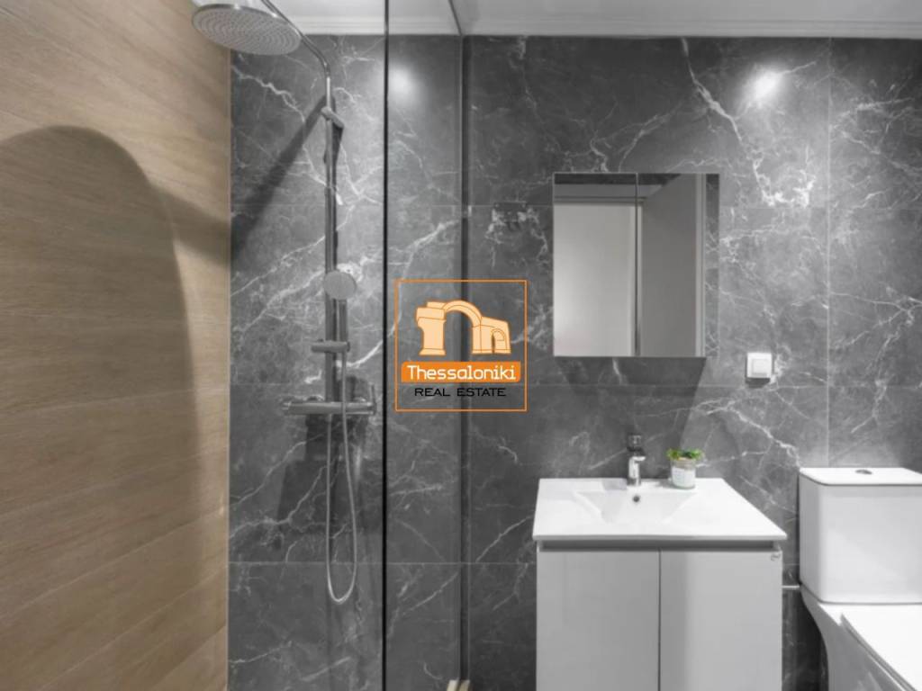 Πλ. Αντιγονιδών, Γκαρσονιέρα, 45 τ.μ.