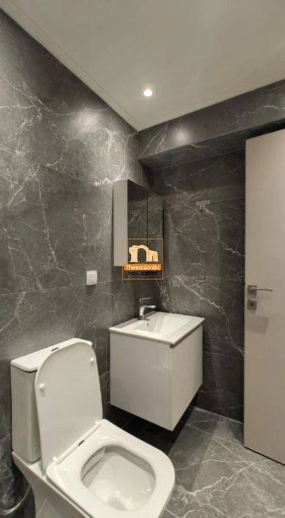 Πλ. Αντιγονιδών, Γκαρσονιέρα, 32 τ.μ.