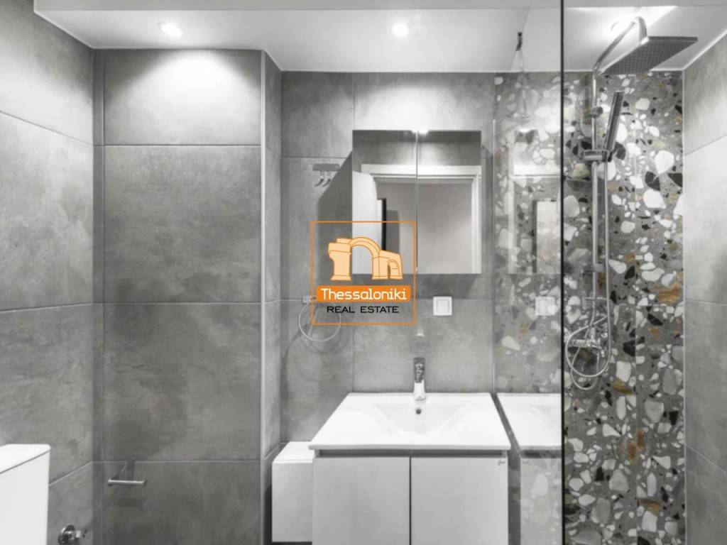 Πλ. Αντιγονιδών, Γκαρσονιέρα, 40 τ.μ.