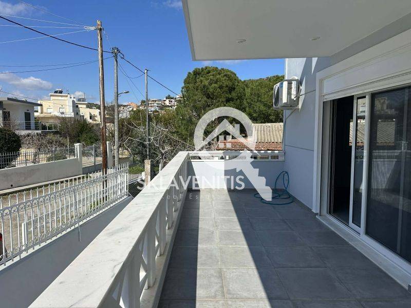 Θέα από μπαλκόνι