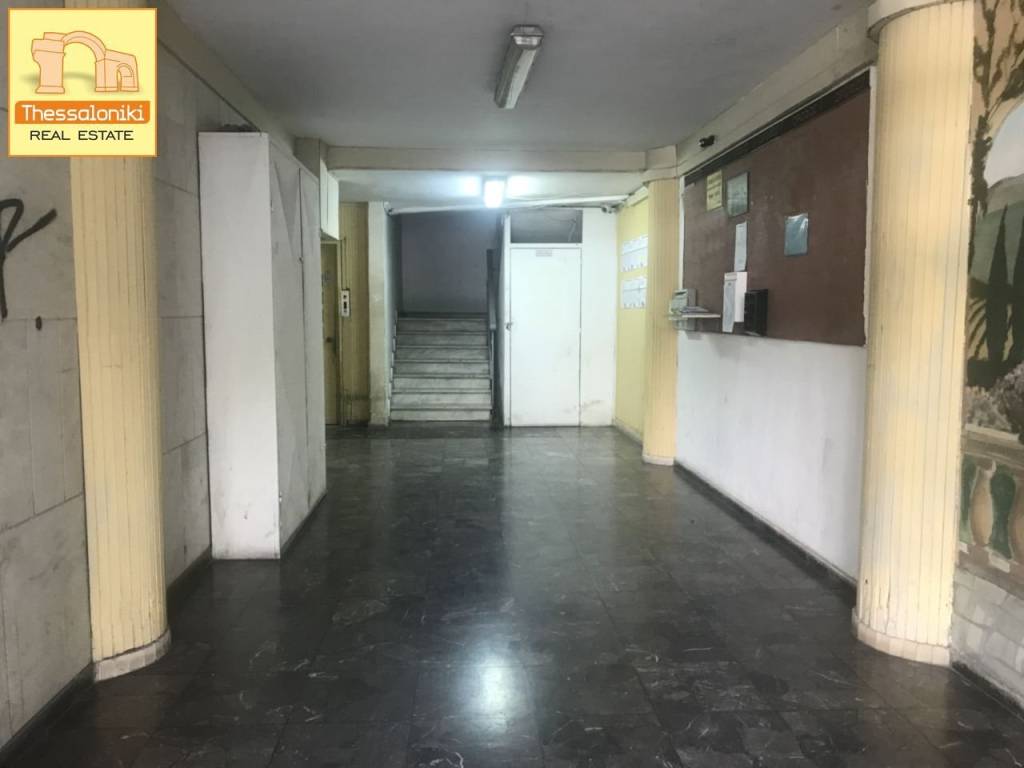 Πλ. Δημοκρατίας, Γκαρσονιέρα, 32 τ.μ.