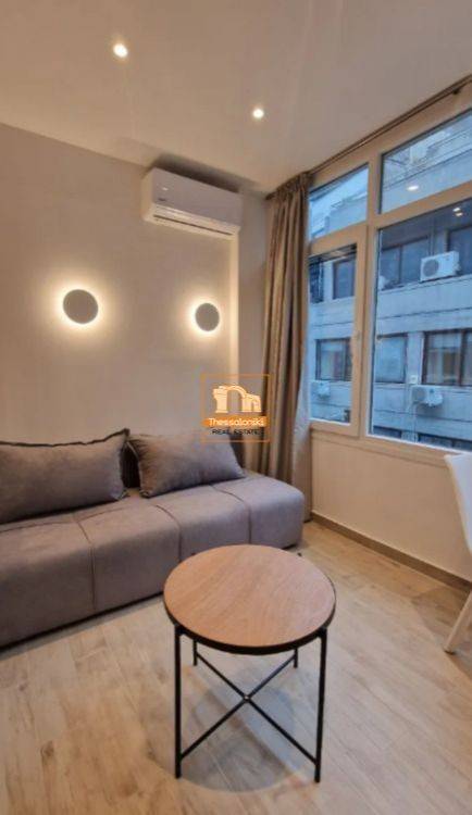 Πλ. Δημοκρατίας, Γκαρσονιέρα, 32 τ.μ.