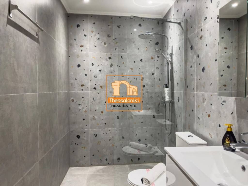 Πλ. Αντιγονιδών, Γκαρσονιέρα, 54 τ.μ.